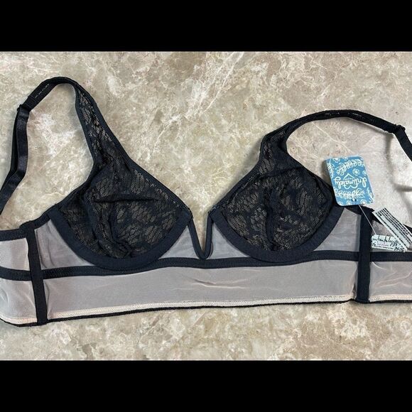 𝅺free people black lace Tameeka underwire bra - Picture 4 of 10